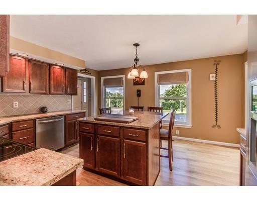 12 Alana Dr, Sutton, MA 01590 photo 5