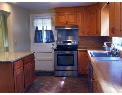 64 Silver St, Greenfield, MA 01302 photo 6