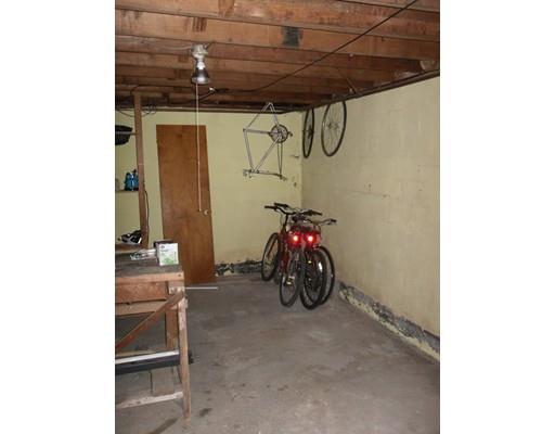 33 Homestead Ave, Springfield, MA 01151 photo 19