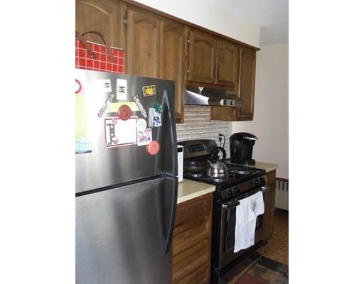 33 Homestead Ave, Springfield, MA 01151 photo 12