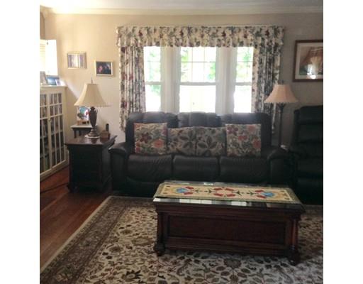 9 Acacia St, Fall River, MA 02720 photo 11