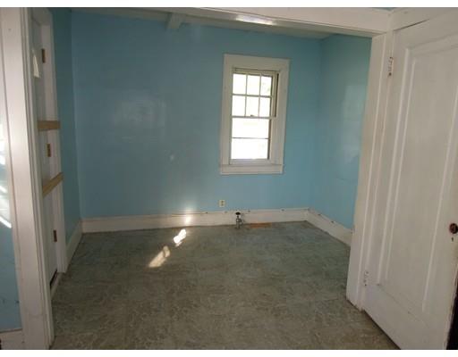 85 Mapledell St, Springfield, MA 01109 photo 11