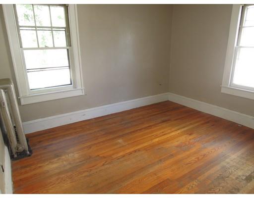 85 Mapledell St, Springfield, MA 01109 photo 16