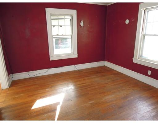85 Mapledell St, Springfield, MA 01109 photo 14