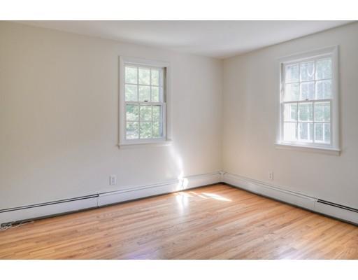25 Putnam Ln, Danvers, MA 01923 photo 10