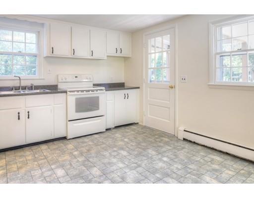 25 Putnam Ln, Danvers, MA 01923 photo 8