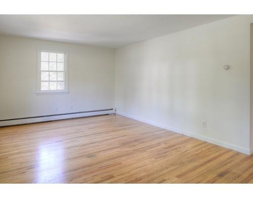 25 Putnam Ln, Danvers, MA 01923 photo 4