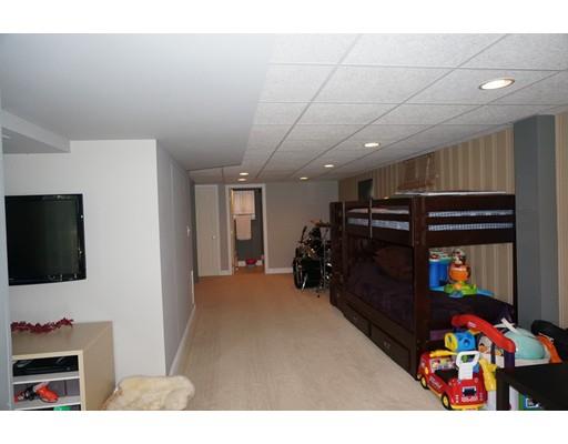 53 Bates Ave, Worcester, MA 01605 photo 22