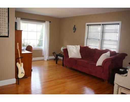 53 Bates Ave, Worcester, MA 01605 photo 5