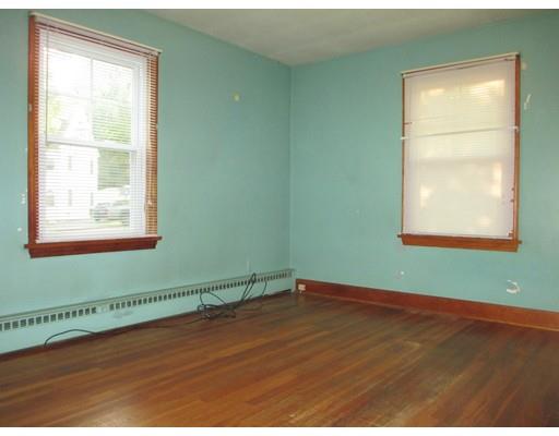 25 Carpenter Ave, Worcester, MA 01605 photo 9