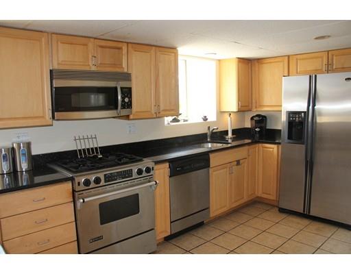 14 Fair St, Gloucester, MA 01930 photo 2