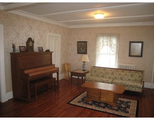40 Harrison Ave, Gloucester, MA 01930 photo 11