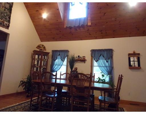 3 Garrison Ln, Acushnet, MA 02743 photo 9