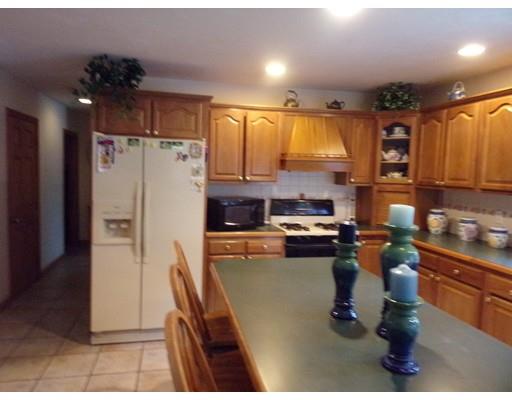 3 Garrison Ln, Acushnet, MA 02743 photo 10
