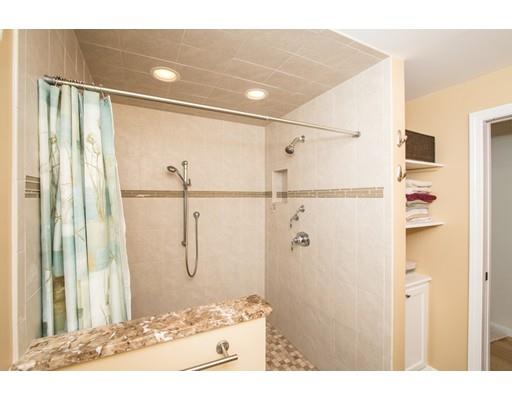 36 Williams St, Beverly, MA 01915 photo 13
