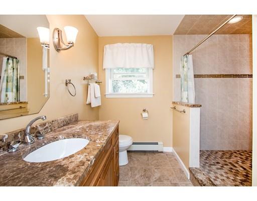 36 Williams St, Beverly, MA 01915 photo 12