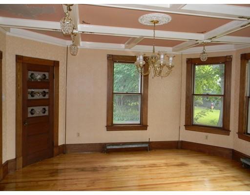 89 Northampton St, Easthampton, MA 01027 photo 6