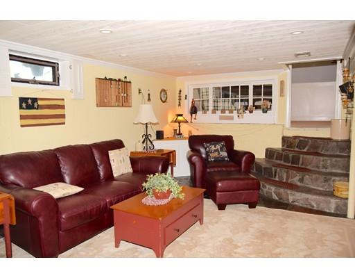 80 Chickering Rd, Dedham, MA 02026 photo 15