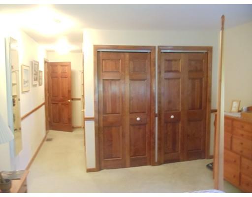 15 Highland St, Ware, MA 01082 photo 9