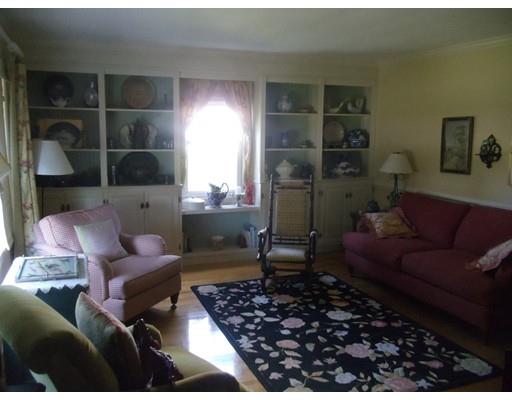 15 Highland St, Ware, MA 01082 photo 3
