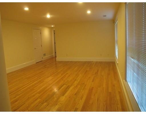 10 Oak Hill Rd, Worcester, MA 01609 photo 21