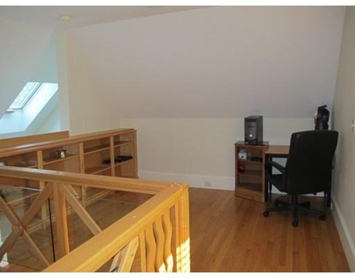 10 Oak Hill Rd, Worcester, MA 01609 photo 18
