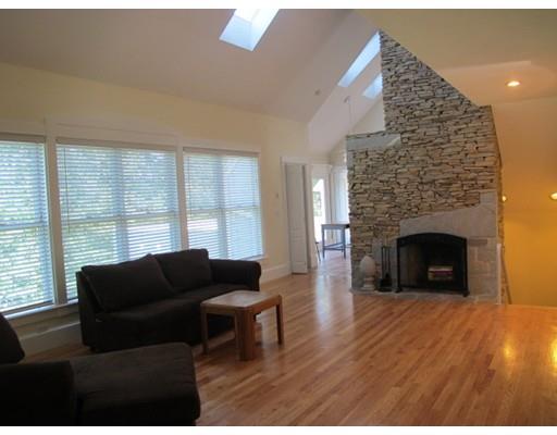 10 Oak Hill Rd, Worcester, MA 01609 photo 12