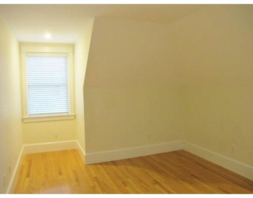 10 Oak Hill Rd, Worcester, MA 01609 photo 19
