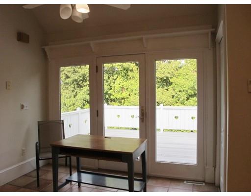 10 Oak Hill Rd, Worcester, MA 01609 photo 8