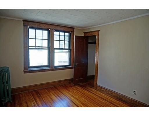 58 Shawmut St, Springfield, MA 01108 photo 23