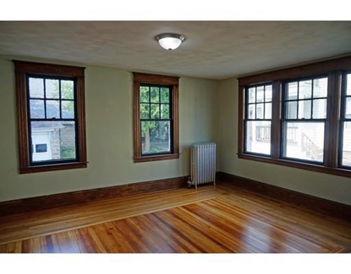 58 Shawmut St, Springfield, MA 01108 photo 13