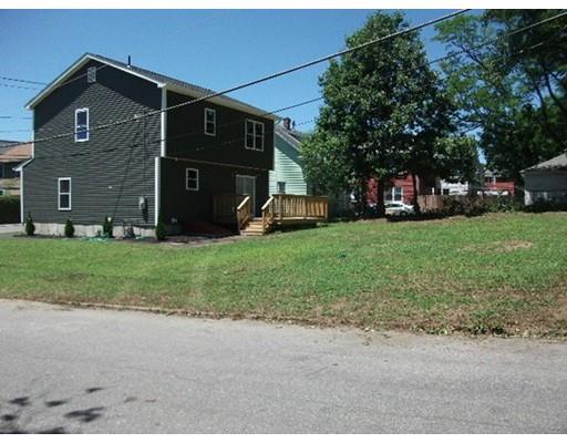 119 Hamburg St, Springfield, MA 01107 photo 3