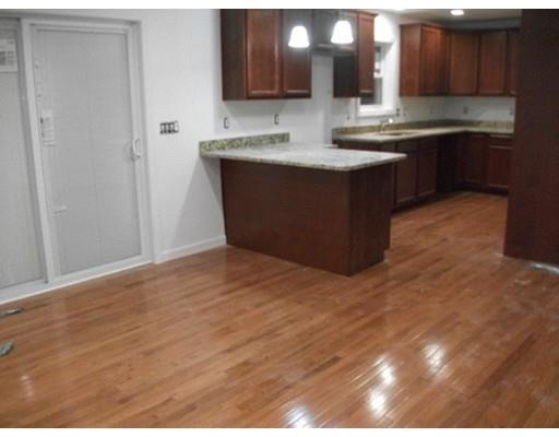 119 Hamburg St, Springfield, MA 01107 photo 6