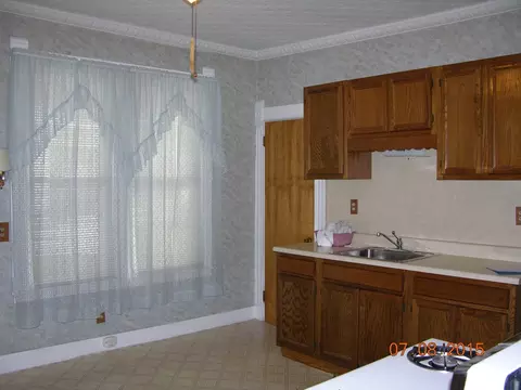 27 Rutledge Ave, Springfield, MA 01105 photo 6