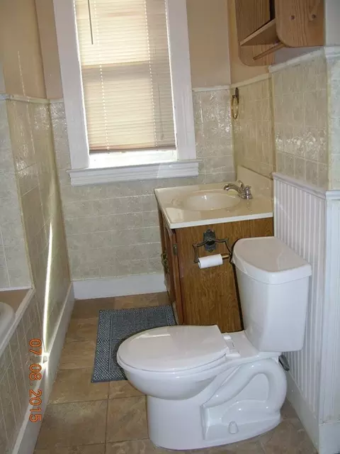 27 Rutledge Ave, Springfield, MA 01105 photo 9