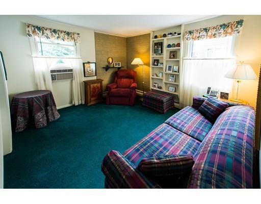 103 Acrebrook Dr, Chicopee, MA 01020 photo 12