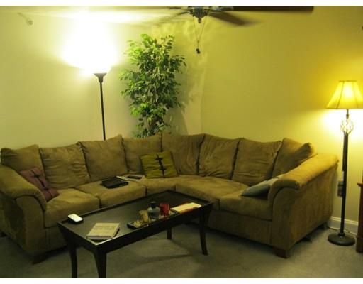 1556 N Main St #5, Fall River, MA 02720 photo 4