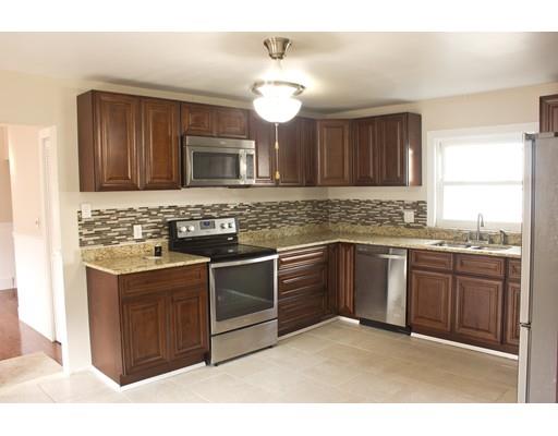 109 3rd St, Lowell, MA 01850 photo 5