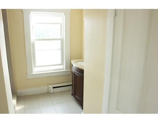 109 3rd St, Lowell, MA 01850 photo 17