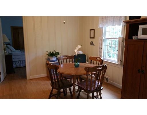 34 Lucerne Rd, Springfield, MA 01119 photo 8