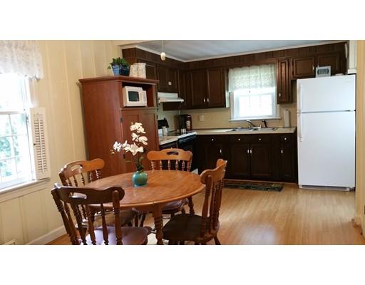 34 Lucerne Rd, Springfield, MA 01119 photo 4