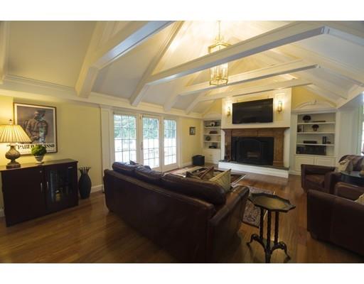201 Pecunit St, Canton, MA 02021 photo 8
