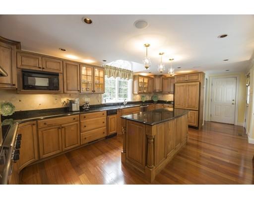 201 Pecunit St, Canton, MA 02021 photo 5