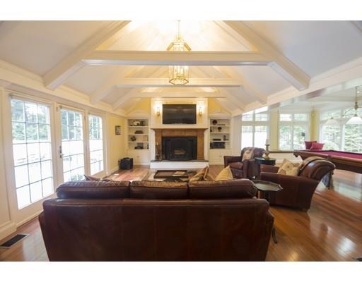 201 Pecunit St, Canton, MA 02021 photo 7