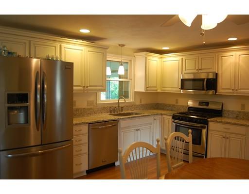 24 Josiah Dr, Upton, MA 01568 photo 6