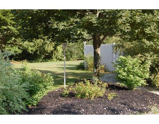 24 Josiah Dr, Upton, MA 01568 photo 3