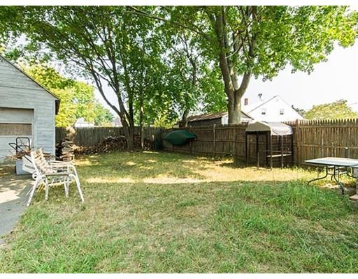 22 Charles St, Beverly, MA 01915 photo 17