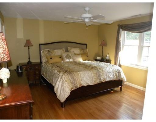 8 Penny Ln, East Wareham, MA 02538 photo 18