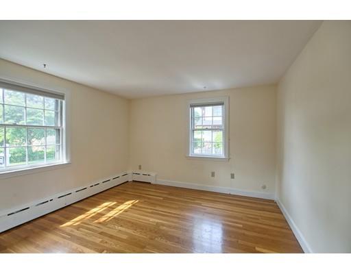6 Putnam St, Beverly, MA 01915 photo 10
