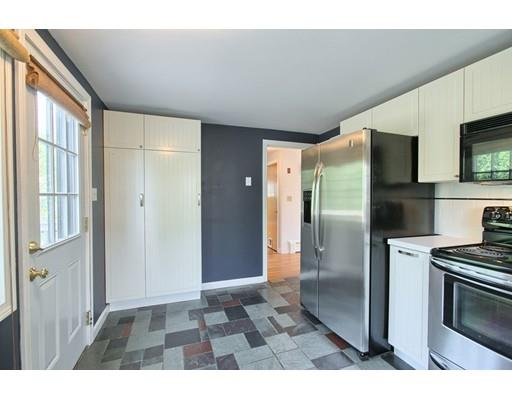 6 Putnam St, Beverly, MA 01915 photo 9